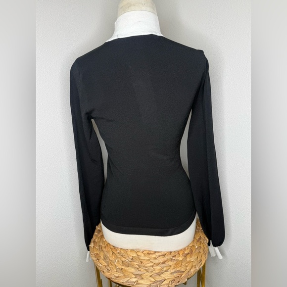 Victor Glemaud top Black and White Mock Neck Knit Bell Sleeve Sweater sz XS - Picture 4 of 6